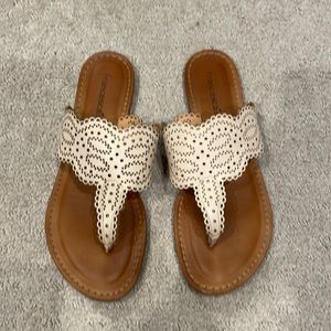 Francesca’s white lace sandals size 7